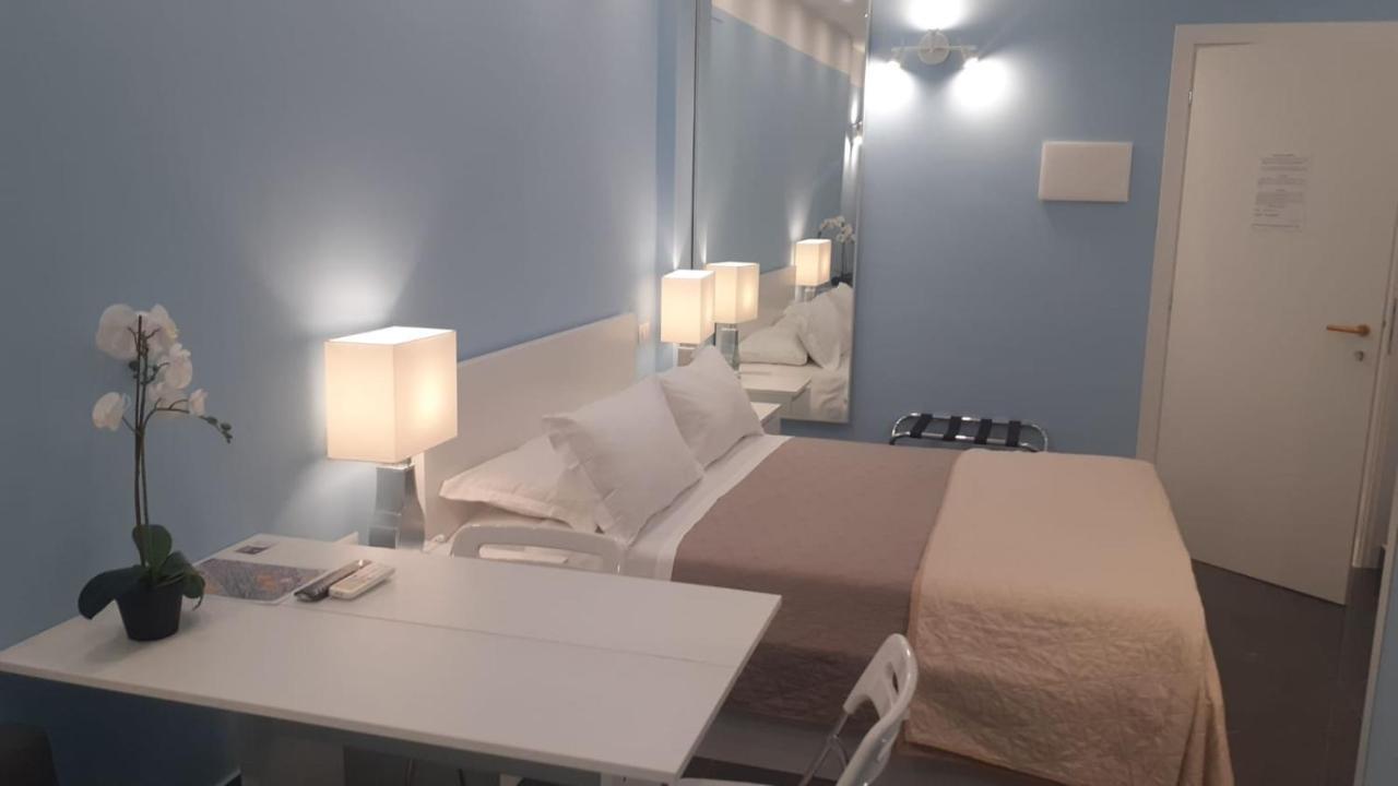 Pescara Centro Luxury Suite II Deluxe Rooms Exterior photo