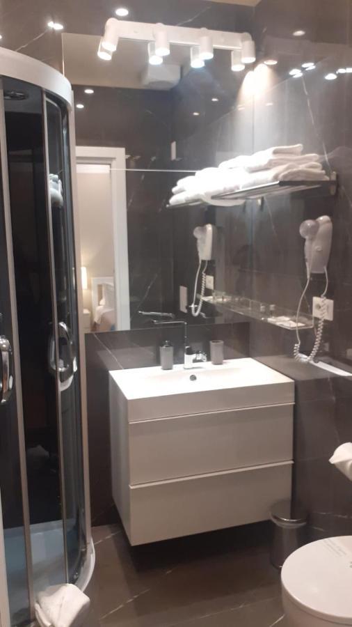 Pescara Centro Luxury Suite II Deluxe Rooms Exterior photo