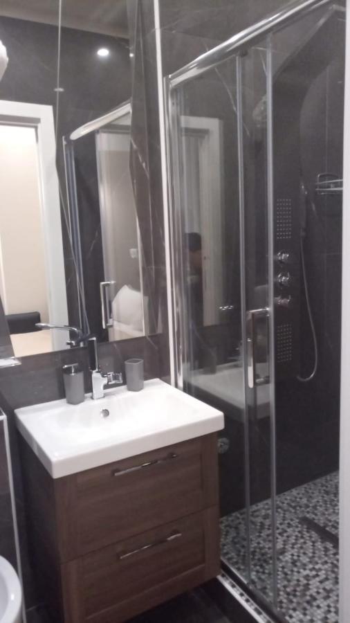 Pescara Centro Luxury Suite II Deluxe Rooms Exterior photo