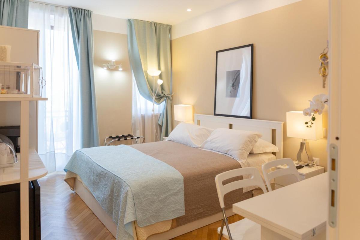 Pescara Centro Luxury Suite II Deluxe Rooms Exterior photo